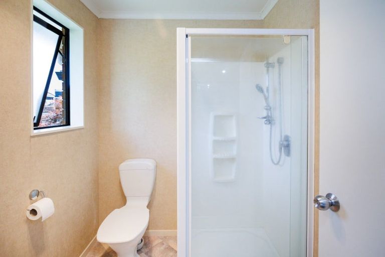 Photo of property in 10 Boston Parade, Kelvin Grove, Palmerston North, 4414