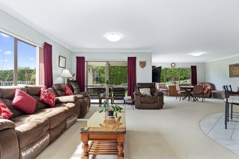 Photo of property in 15 Holyoake Terrace, Omokoroa, 3114