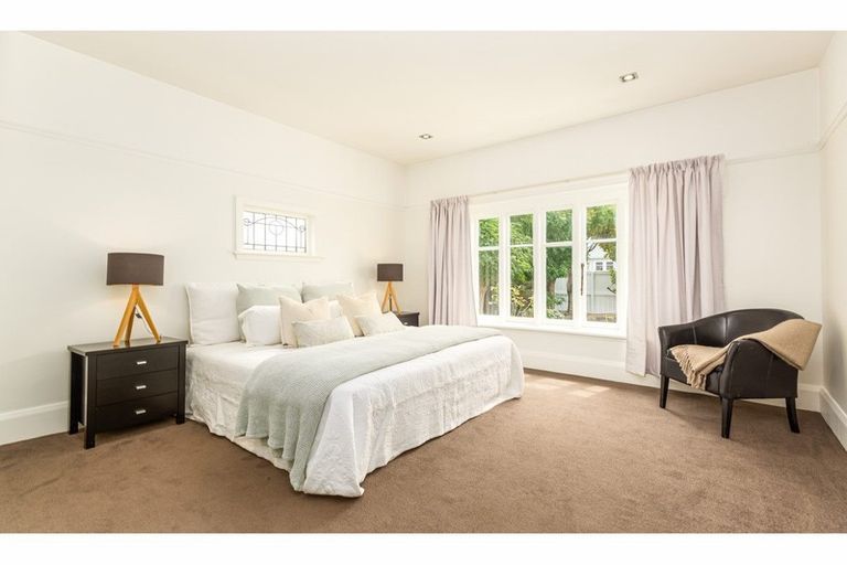 Photo of property in 52 Hawkesbury Avenue, St Albans, Christchurch, 8014