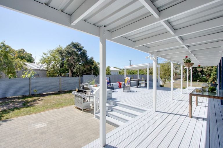 Photo of property in 60 Gillies Crescent, Waimarama, Havelock North, 4294