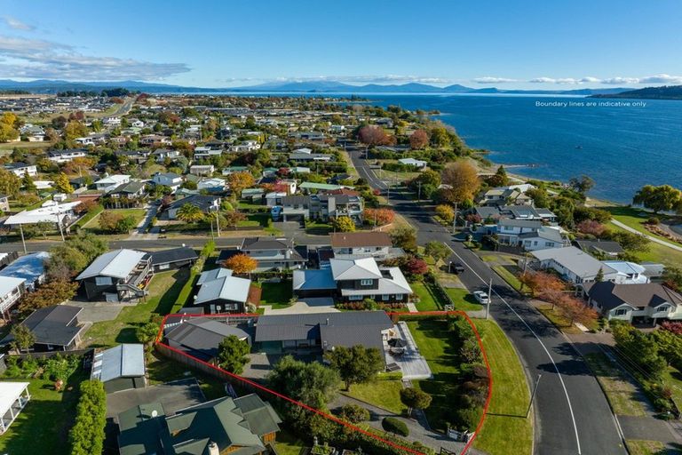 Photo of property in 22 Rainbow Drive, Rainbow Point, Taupo, 3330
