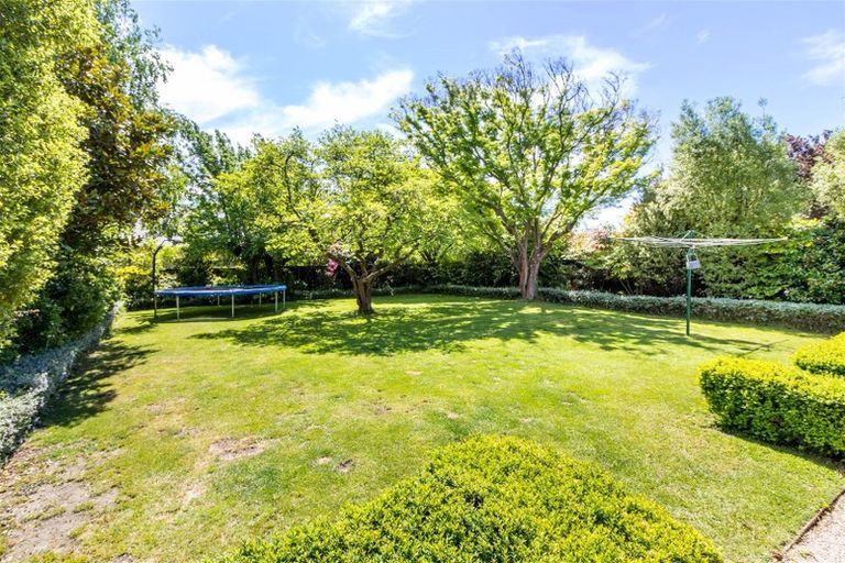 Photo of property in 55 Leinster Road, Merivale, Christchurch, 8014