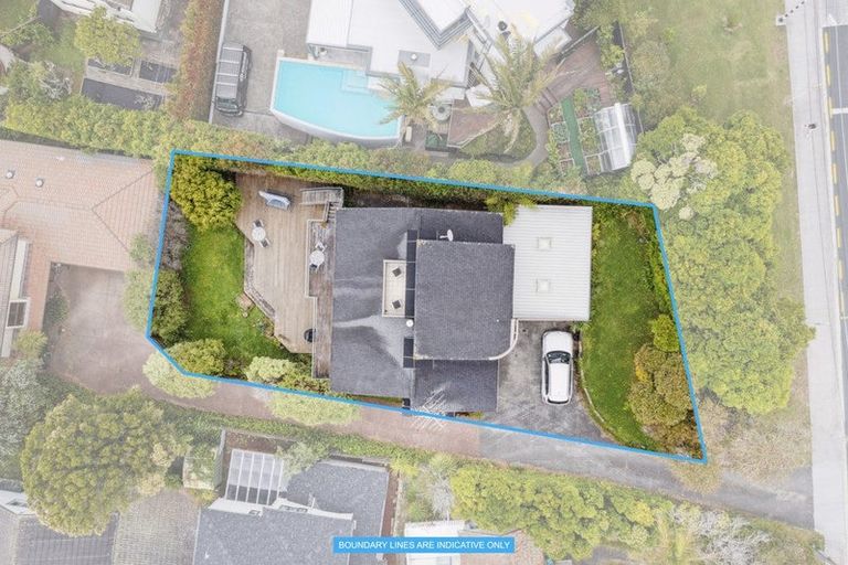 Photo of property in 1/395 Beach Road, Mairangi Bay, Auckland, 0630