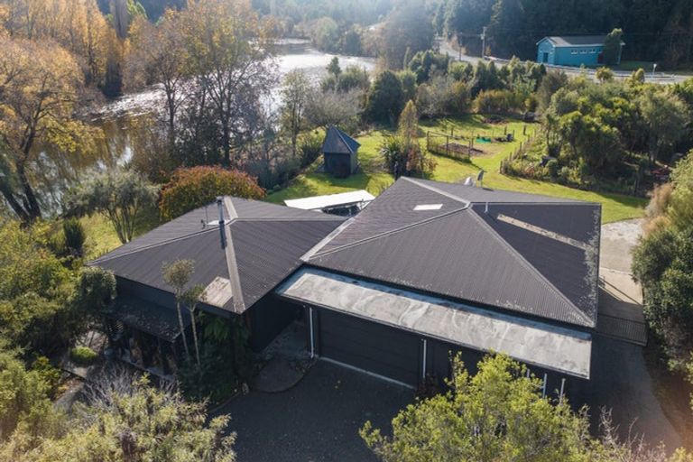 Photo of property in 1318 Motueka Valley Highway, Ngatimoti, Motueka, 7196