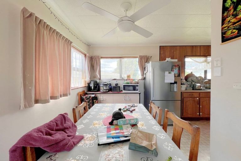 Photo of property in 69a Kahikatea Drive, Melville, Hamilton, 3206