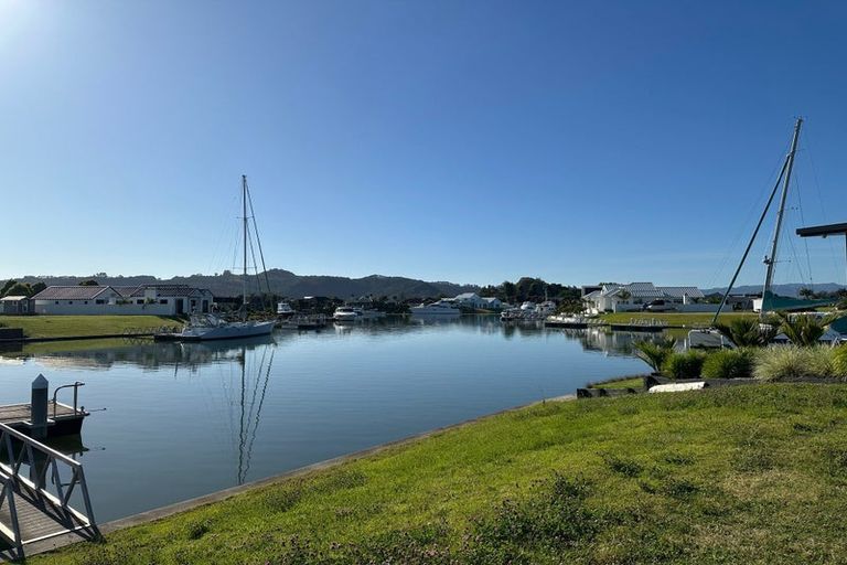 Photo of property in 43 Awatea Drive, Whitianga, 3510