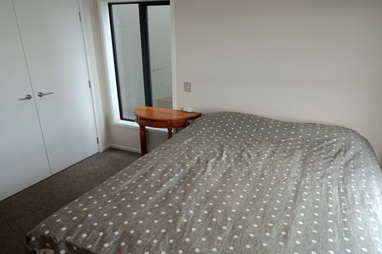 Photo of property in 32 Liquidambar Drive, Hobsonville, Auckland, 0616