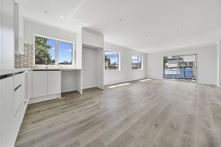 Photo of property in 52d Capstick Road, Otara, Auckland, 2023