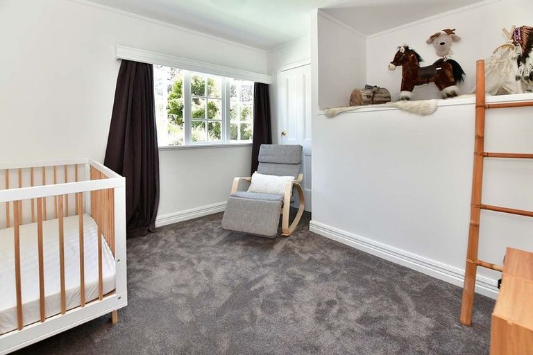 Photo of property in 1141 Whangaparaoa Road, Tindalls Beach, Whangaparaoa, 0930