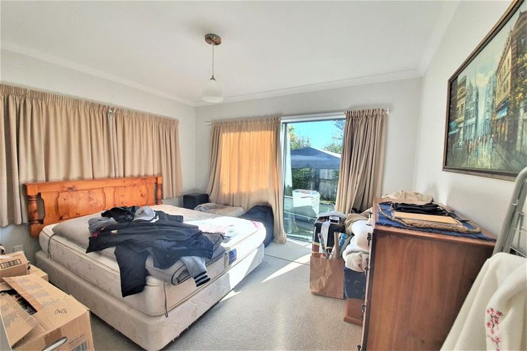 Photo of property in 4d Benzie Avenue, Wallaceville, Upper Hutt, 5018