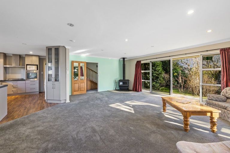 Photo of property in 360 Yaldhurst Road, Russley, Christchurch, 8042