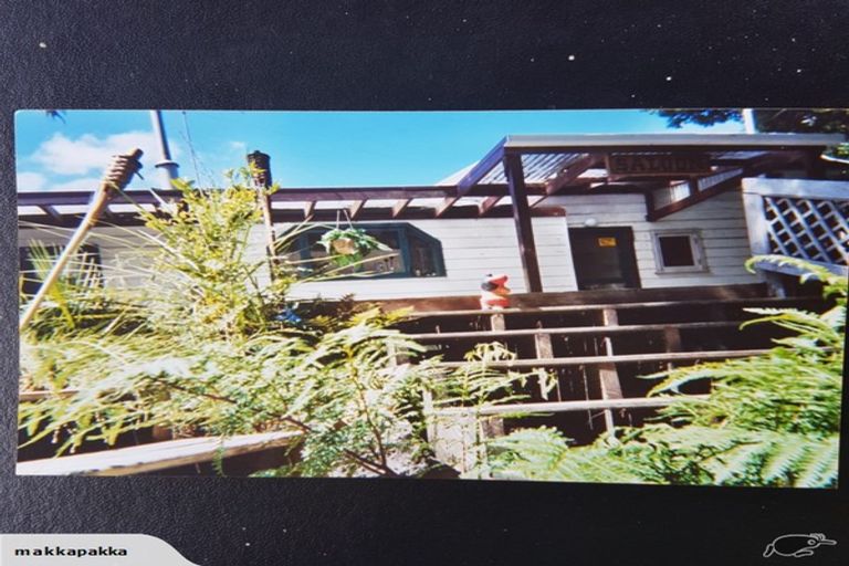 Photo of property in 130 Opanuku Road, Henderson Valley, Auckland, 0612