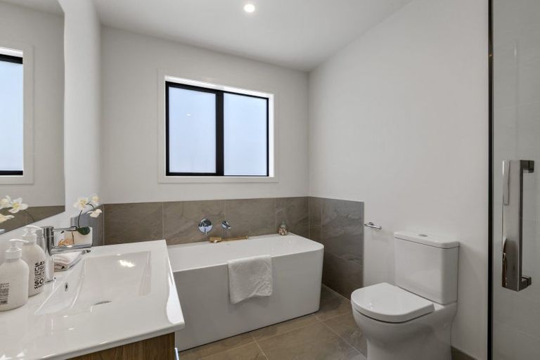 Photo of property in 2/22 Methuen Road, Avondale, Auckland, 0600
