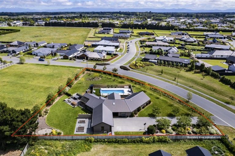 Photo of property in 14 Kingsdowne Drive, West Melton, 7618