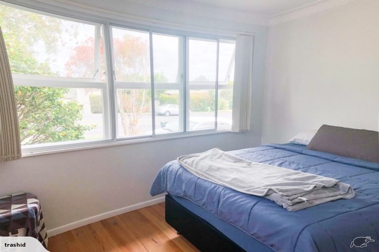 Photo of property in 65 Ridge Road, Howick, Auckland, 2014