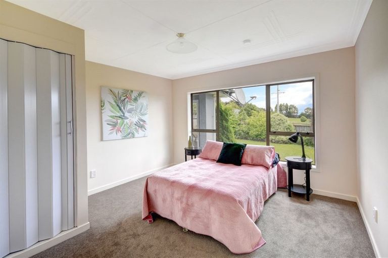 Photo of property in 32 Wingatui Road, Mosgiel, 9024