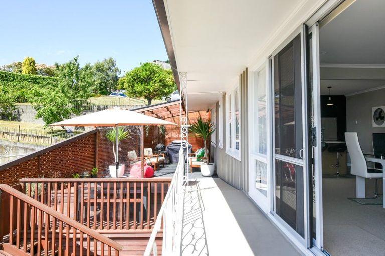 Photo of property in 14 Seaview Crescent, Picton, 7220