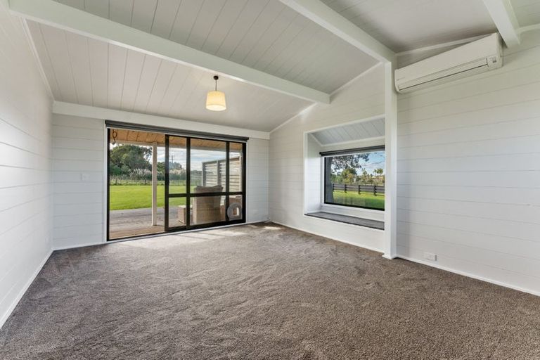 Photo of property in 67 Mosston Road, Castlecliff, Whanganui, 4501