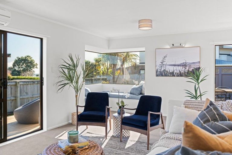 Photo of property in 620b South Road, Oakura, 4314