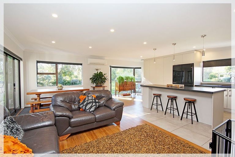 Photo of property in 115 Muhunoa West Road, Ohau, Levin, 5570