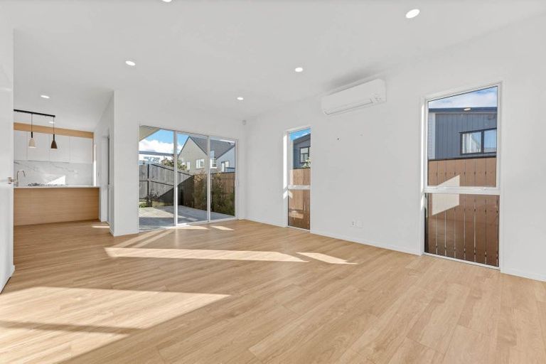 Photo of property in 7b Ascent Street, Flat Bush, Auckland, 2019