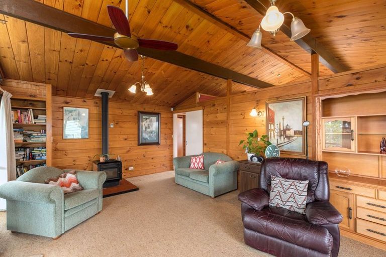 Photo of property in 1 James Bright Lane, Waiuku, 2123