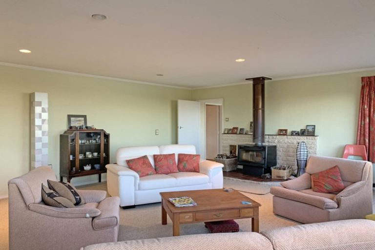 Photo of property in 39 Settlement Hill Road, Owaka, 9586