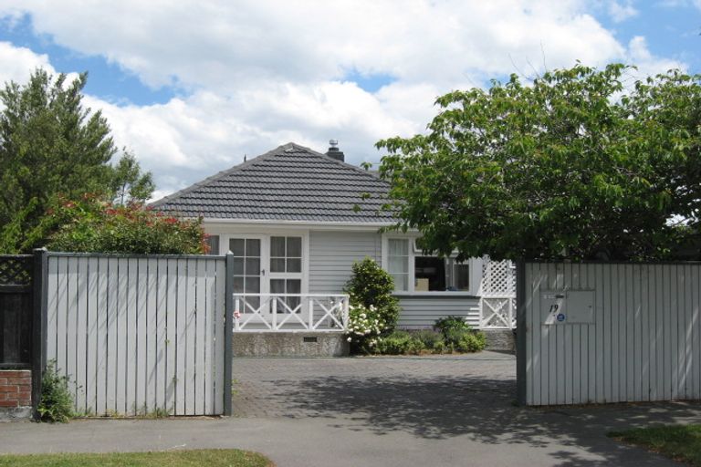 Photo of property in 19 Sledmere Street, Burnside, Christchurch, 8053