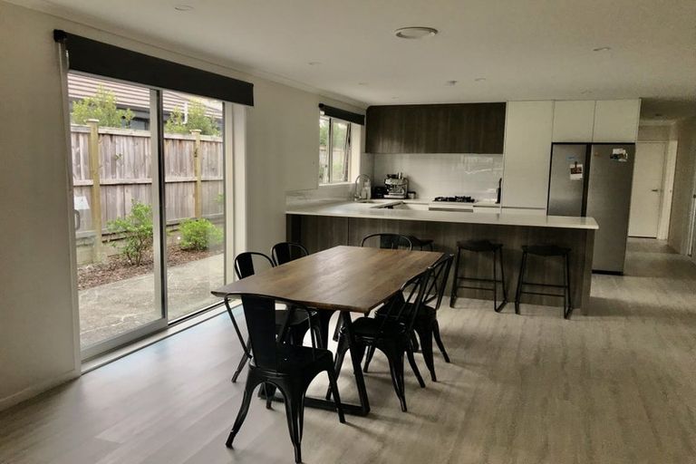 Photo of property in 17 Lusitano Drive, Karaka, Papakura, 2113