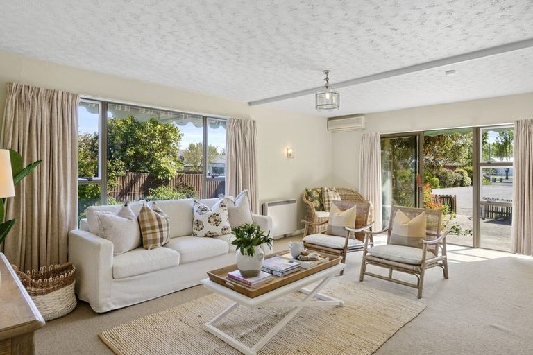 Photo of property in Birchdale Courts, 11/69a Yaldhurst Road, Sockburn, Christchurch, 8042