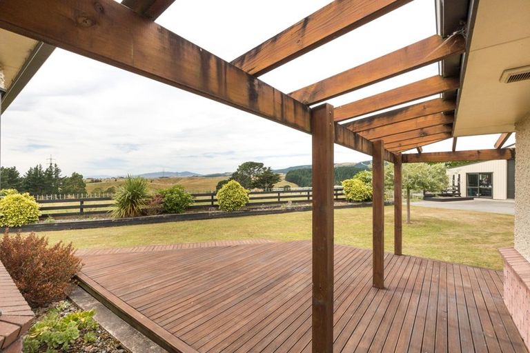 Photo of property in 32 Stoneleigh Lane, Aokautere, Palmerston North, 4471