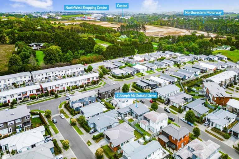 Photo of property in 5 Joseph Mcdonald Drive, Whenuapai, Auckland, 0618