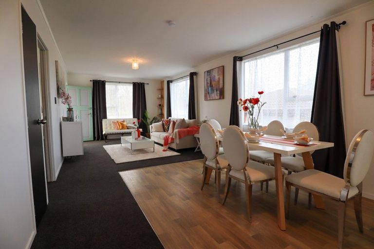 Photo of property in 2/72 Palmers Road, Clendon Park, Auckland, 2103