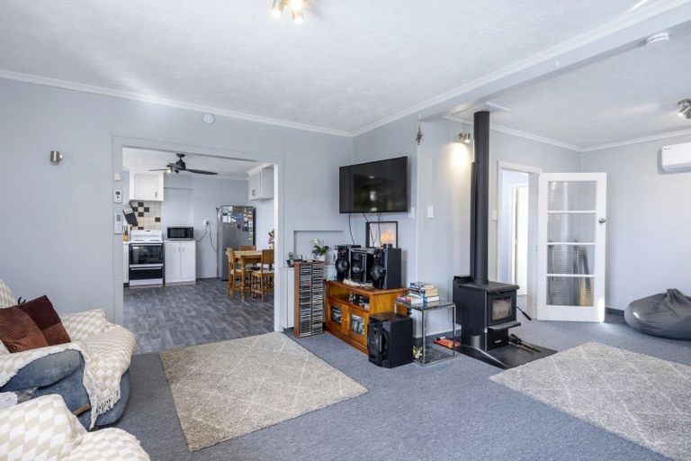 Photo of property in 84 District Road, Green Island, Dunedin, 9018