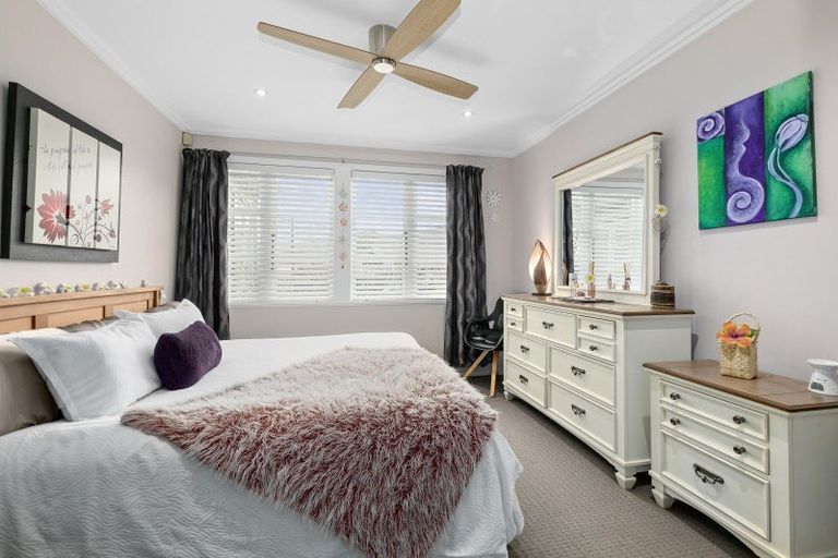 Photo of property in 17 Feist Street, Naenae, Lower Hutt, 5011