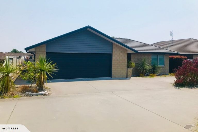 Photo of property in 28 Excelsa Place, Papamoa Beach, Papamoa, 3118