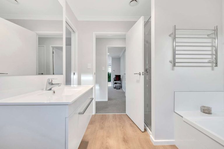 Photo of property in 6 Pakati Lane, Papamoa, 3118