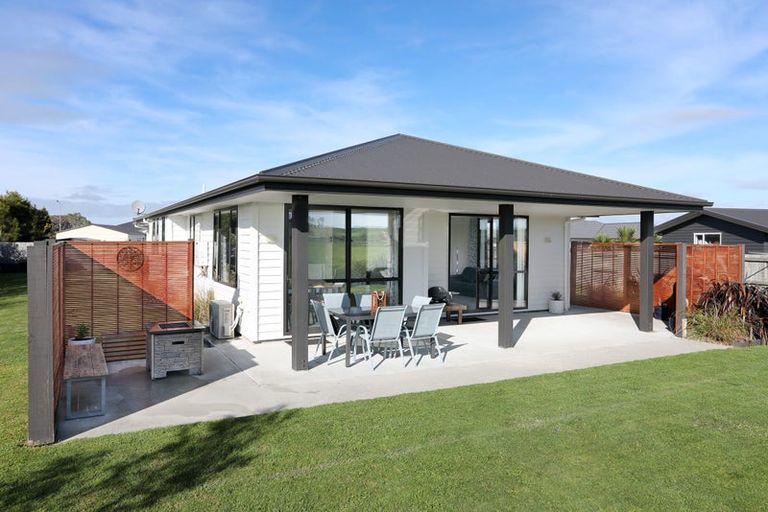 Photo of property in 6 George Street, Bulls, 4818