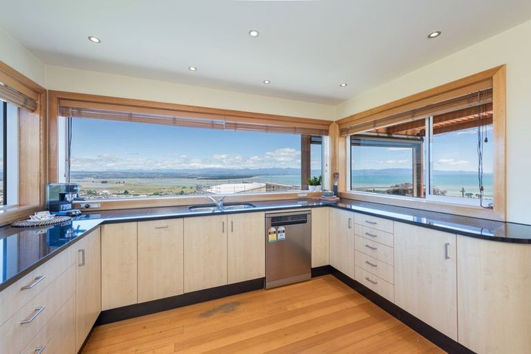 Photo of property in 24 Zeehaen Place, Britannia Heights, Nelson, 7010