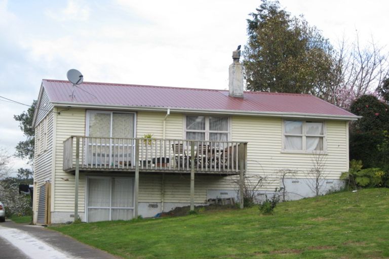 Photo of property in 12 Wiremu Place, Blagdon, New Plymouth, 4310