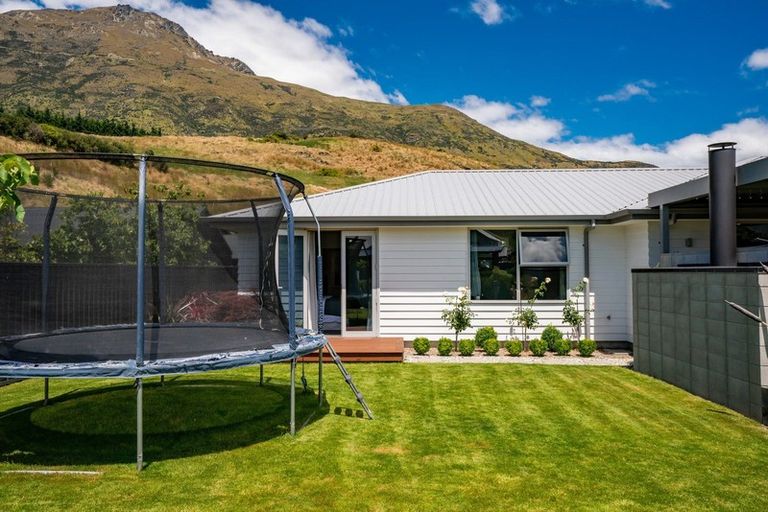 Photo of property in 74 Myles Way, Lower Shotover, Queenstown, 9304