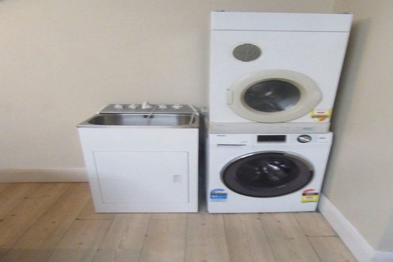 Photo of property in 1/49 Picton Avenue, Riccarton, Christchurch, 8011