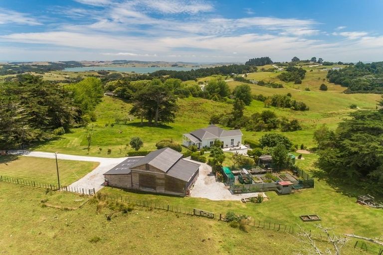 Photo of property in 451 Pah Hill Road, Wharehine, Wellsford, 0973