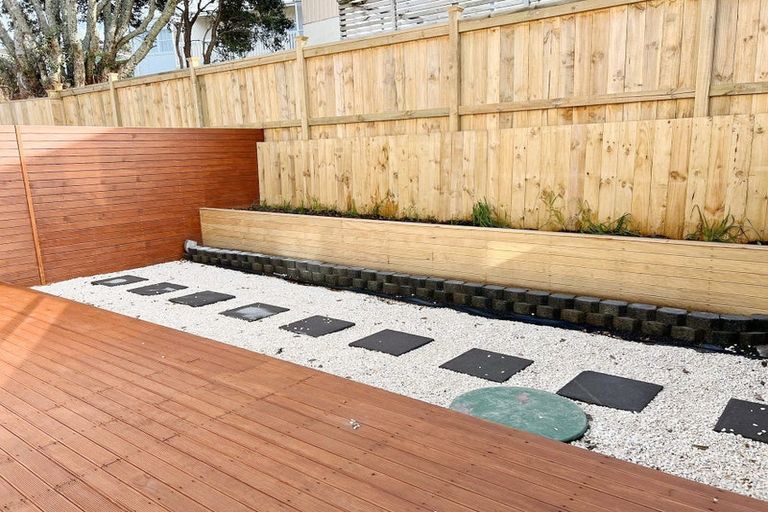 Photo of property in 171a Forrest Hill Road, Forrest Hill, Auckland, 0620