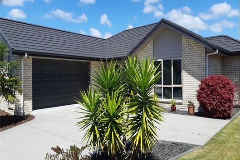 Photo of property in 69 Magellan Rise, Flagstaff, Hamilton, 3210