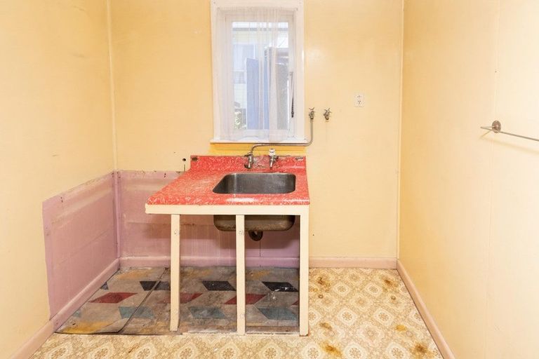 Photo of property in 20 Ashmore Avenue, Cobden, Greymouth, 7802