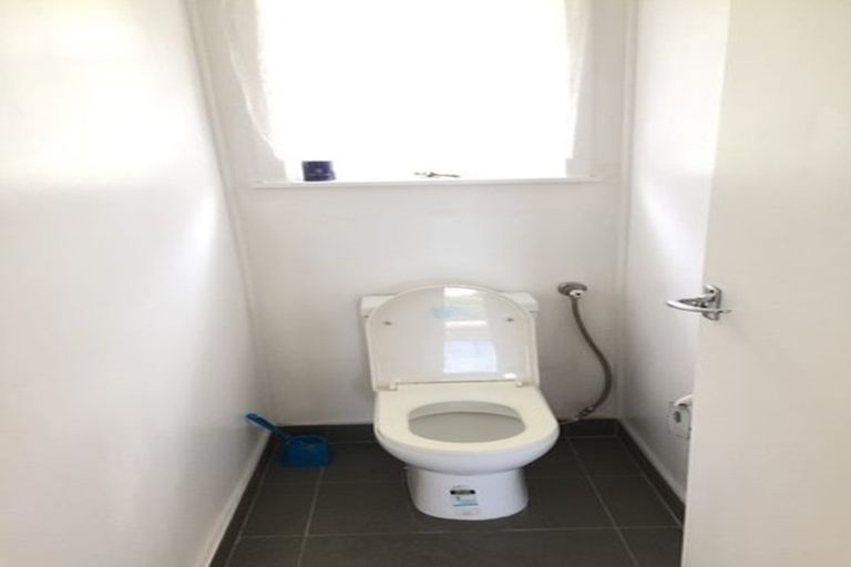 Photo of property in 79 Monarch Avenue, Hillcrest, Auckland, 0627