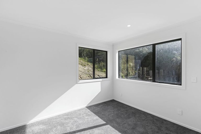 Photo of property in 48 Rangiora Avenue, Kaiwharawhara, Wellington, 6035