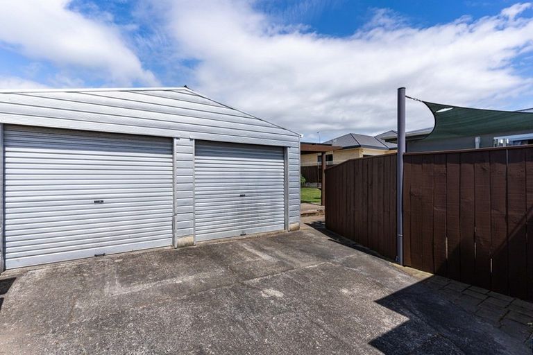 Photo of property in 130 Warwick Street, Feilding, 4702