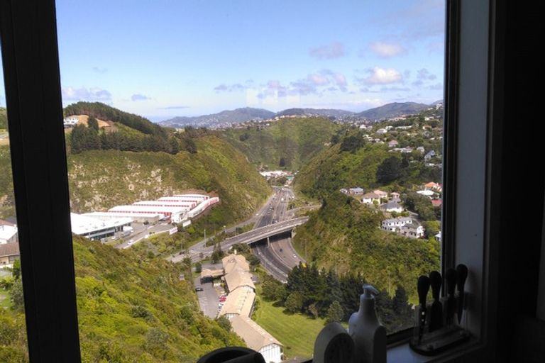 Photo of property in 6b Sunflower Way, Johnsonville, Wellington, 6037